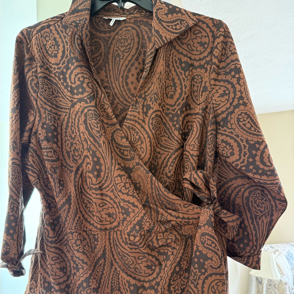 Women’s Wrap Blouse — Brown Paisley